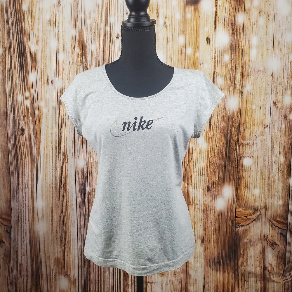 Women's Nike t shirt size large grey